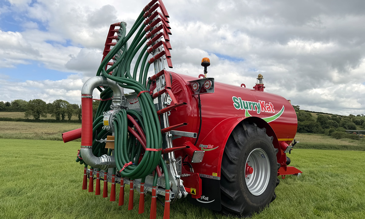 Farmline Slurry Tanker with Dribble Bar - Folded