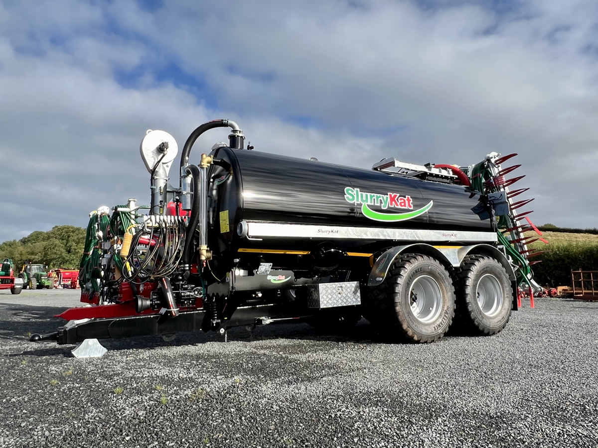 Autocisterna per liquami a doppio asse SlurryKat