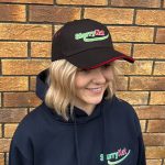 Svart Baseball Hat Side Kvinne